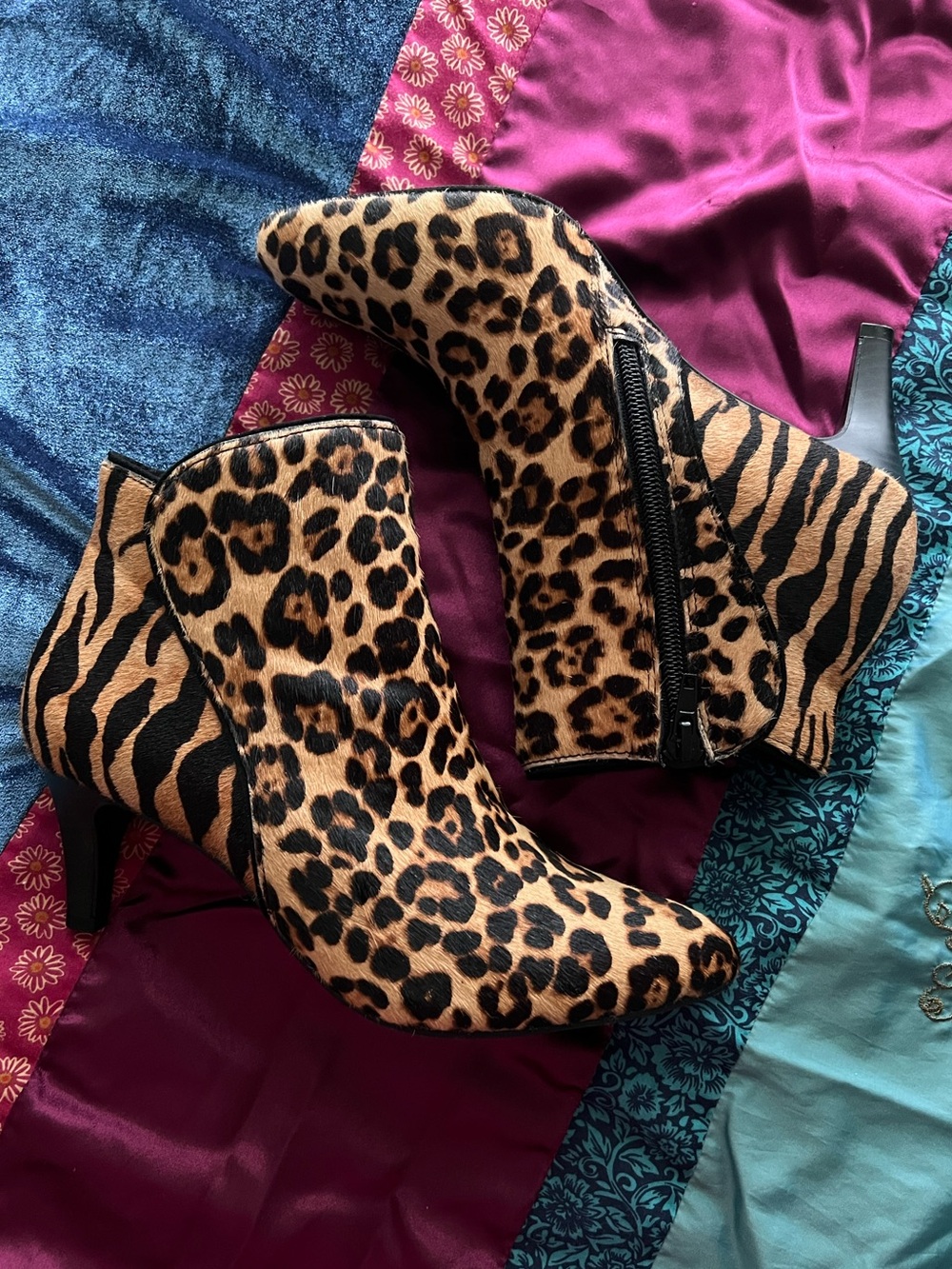 Alfani Leopard print Calf Hair Ankle Boots size 6